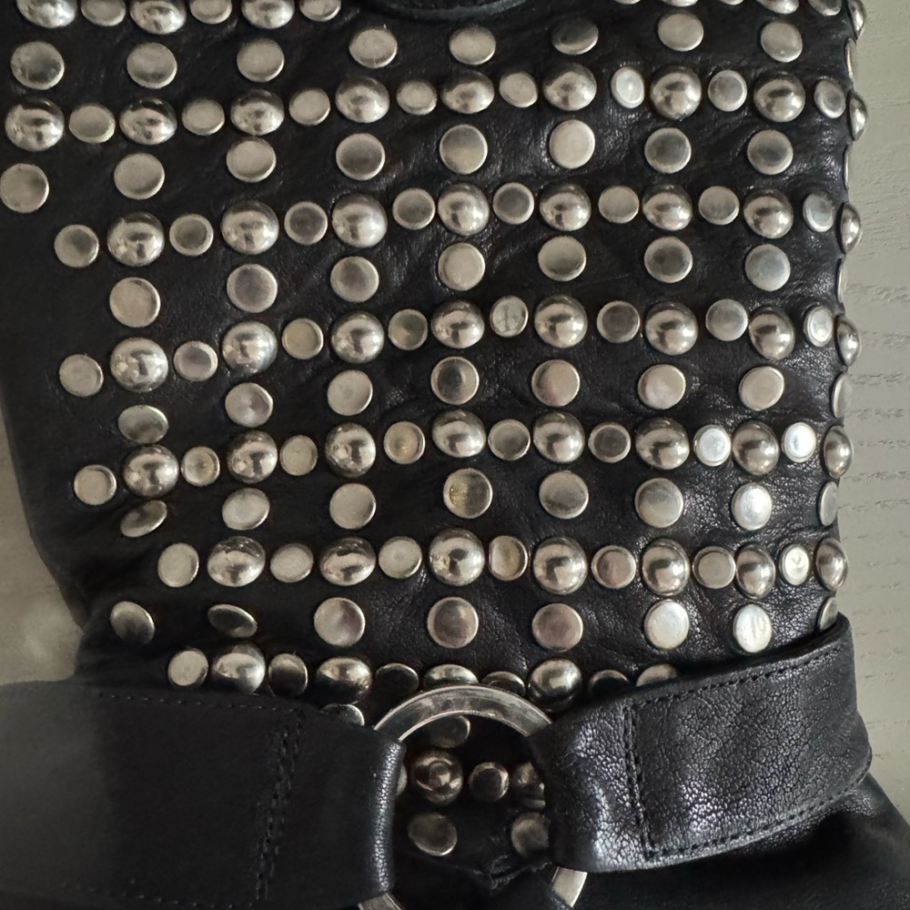 ❤️Stuart Weitzmann studded biker boots - Picture 9 of 9